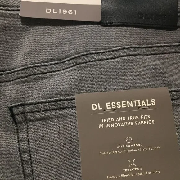 DL1961 Avery Modern Straight Leg Jeans NWT